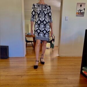 Diane Von Furstenberg Black and Cream Patterned dress
